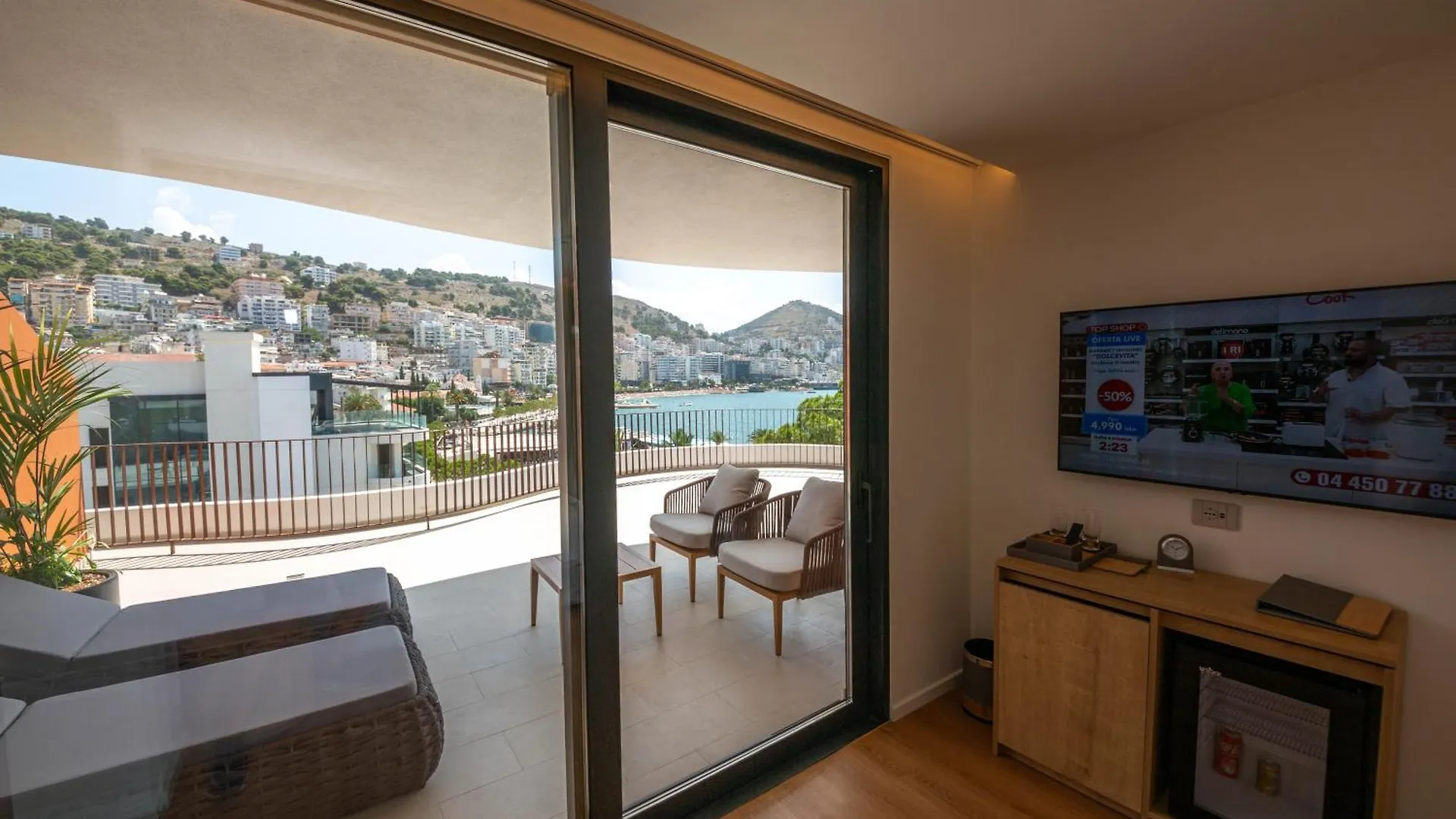 ****  Hotel Vale Sarande Albania